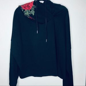 Black cropped hoodie with rose embroidery